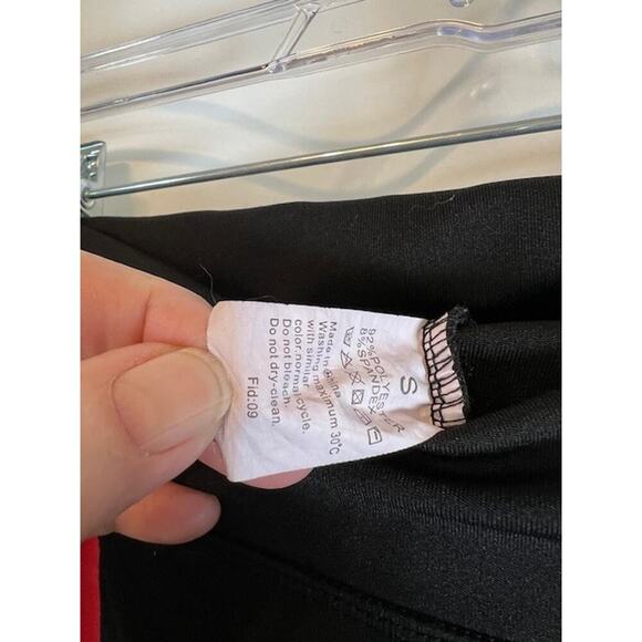 Yoga Pants Leggings Black W/ Red Or Rose Heart Stretch Workout Pants High Waist - Picture 3 of 4